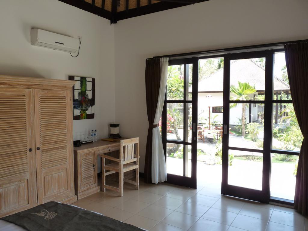 Taman Dewi Sri Villa Et Bungalow ペムテラン エクステリア 写真