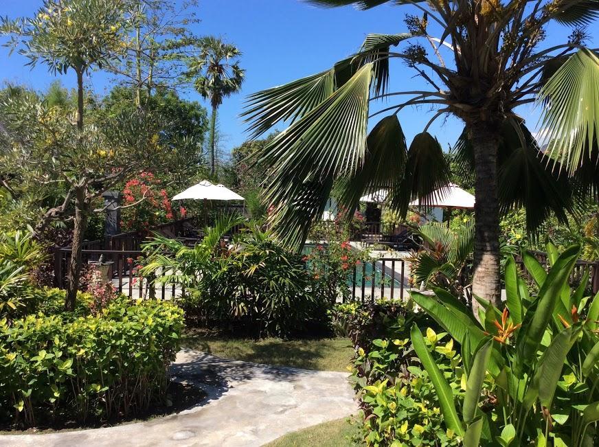 Taman Dewi Sri Villa Et Bungalow ペムテラン エクステリア 写真